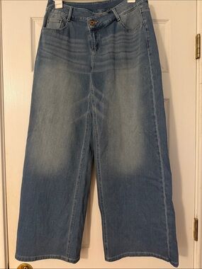 HALARA Light Blue Wide Leg Jeans